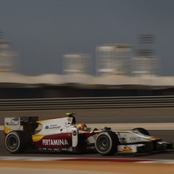 Kembali Tampil di Bahrain, Rio Haryanto Start dari Posisi ke-11 di Feature Race