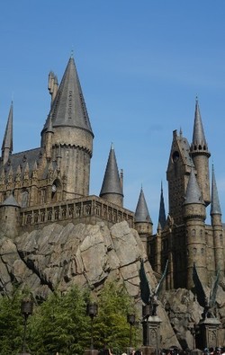 Minum Butterbeer Hingga Lawan Dementor di Dunia Sihir Harry Potter, Jepang