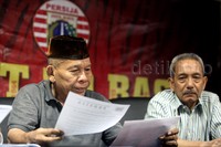 Pendaftaran calon ketua umum Persija dibuka mulai 22-27 November. Kemudian verifikasi dokumen, 1-3 Desember 2015, dilanjutkan interview 5-8 Desember dan pengumumam hasil sidang 9 Desember.
