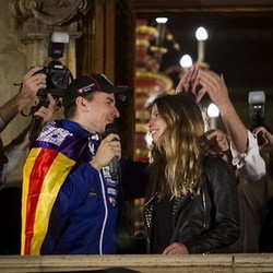 Belum Sembuh dari Luka Bakar, Lorenzo Batal Tampil di Race Of Champions