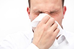 Sedang Batuk? Redakan dengan Konsumsi Madu dan Bawang Putih (2)