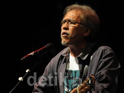 Musik Rap, Lingkungan dan Janji Jokowi di Konser Impian Iwan Fals