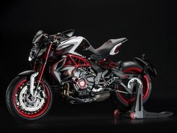 Kolaborasi MV Agusta dan Lewis Hamilton Lahirkan Dragster RR LH 44