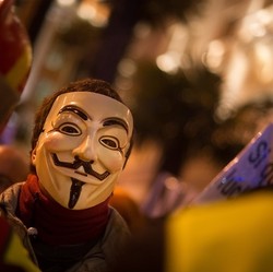 Perang Hacker Anonymous vs ISIS yang Membingungkan