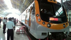 Ini Penampakan Hunian Liar Sepanjang Jalur KRL Priok-Kota