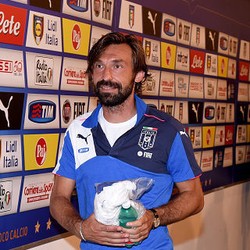 Soal Pirlo, Mancini: Setahu Saya Dia Tidak Mau Balik ke Italia