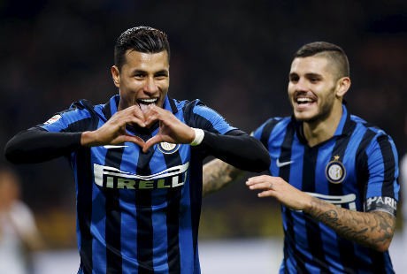 Inter yang Bak Bunglon Musim Ini