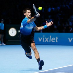 Atasi Federer Dua Set Langsung, Djokovic Juara