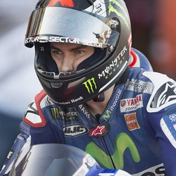 Selain Stoner, Ducati Juga Dekati Lorenzo?