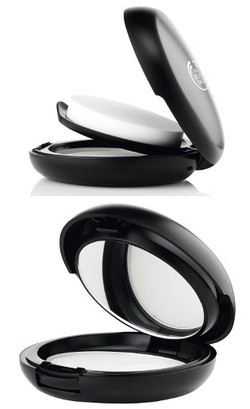 Product Review: Wajah Bebas Kilap dengan Bedak Transparan The Body Shop