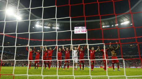 Die Roten Kejar Tiket Lolos dan Status Juara Grup
