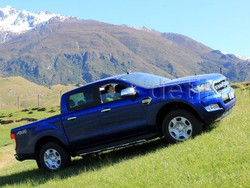 Satu Kata untuk Ford New Ranger, Sadis!