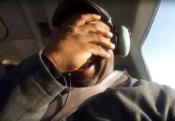 Cerita Orang yang Takut Naik Pesawat & Akhirnya Terbang Juga