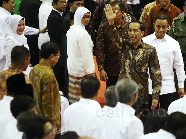 Jokowi Hadiri Peringatan Hari Guru Nasional