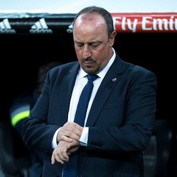 Seedorf Membela Benitez tapi Juga Sesalkan Madrid Lepas Ancelotti