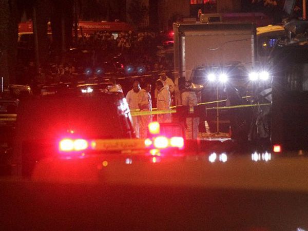 Bus Dibom, 12 Paspampres Tunisia Tewas