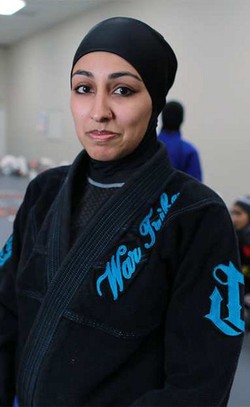 Ini Zenab Awan, Hijabers Penggiat Beladiri Jiujitsu untuk Wanita Muslim