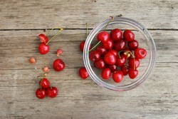 Gurita Hidup dan Cherry Perlu Dikonsumsi Hati-hati agar Tak Membahayakan (2)