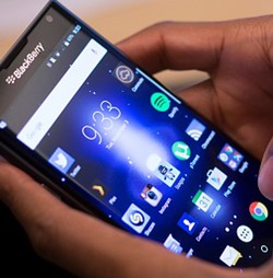 Priv Bukan Android Terakhir BlackBerry