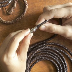 Engineer Silicon Valley Pun Banting Setir Jual Kerajinan