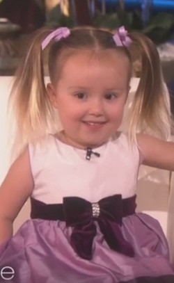 Buat Orang Dewasa Malu, Gadis Cilik 3 Tahun Ini Hafal Tabel Periodik Kimia