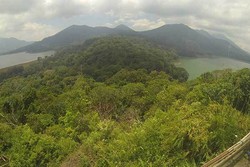 Tahu Tidak, Bali Punya 2 Danau Kembar yang Cantik!