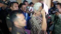 Ditjen Pajak Serahkan Pengemplang Pajak Rp 6,7 M ke Kejati Jabar