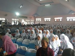 Kemenkop Tantang Santri Rancang Proposal Bisnis, Bisa Dapat Modal Rp 25 Juta