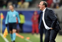 Rafael Benitez memberikan pengarahan kepada para pemain Real Madrid. Sergei Supinsky/AFP/detikFoto.