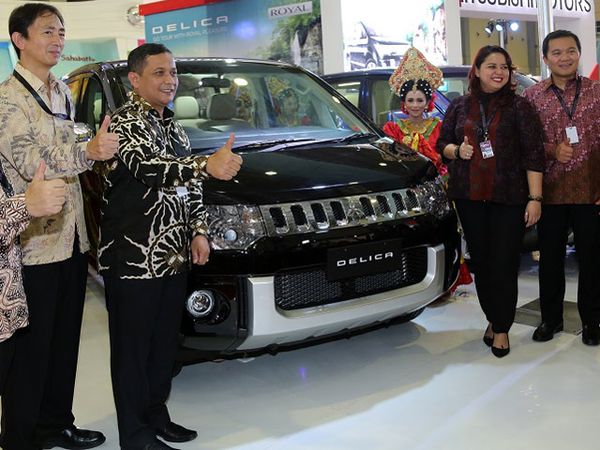 Mitsubishi Perkenalkan Delica Royal di Makassar
