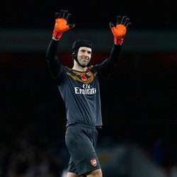 Drogba Dukung Arsenal Juara... Karena Petr Cech