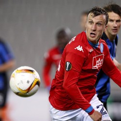 Napoli Pertahankan Kesempurnaan