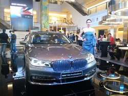 Ini Alasan BMW Ajak Konsumen Seri 7 Berkreasi di Mobilnya