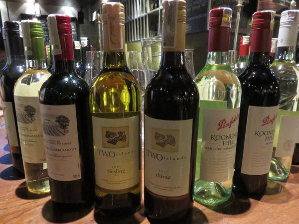 Menikmati Wine dan  Pasta Lezat di Cellar Party Bacchus Bar