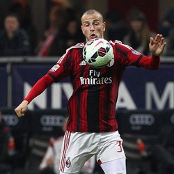 Antonelli Ingin Selamanya Milan