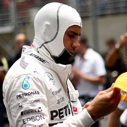 Hamilton Terdepan, Rosberg Kedua