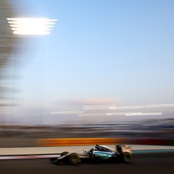 Giliran Rosberg Memimpin