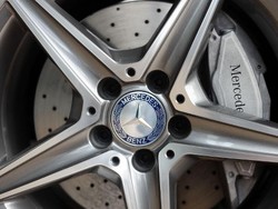 Masalah Software, Mercy Recall S63 AMG di Australia