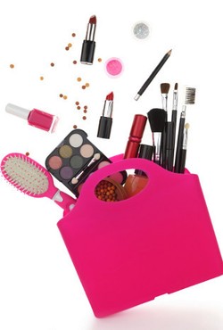 5 Peralatan Makeup yang Harus Dimiliki Setiap Wanita