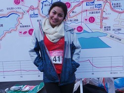 Ariel Tatum Siap Lari Maraton di Kaki Gunung Fuji