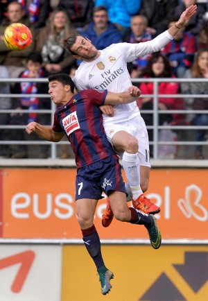 Bale-Ronaldo Bawa Madrid Tekuk Eibar