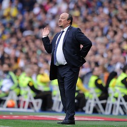 Suporter Barca dan Atletico: Jangan Pecat Benitez, Madrid