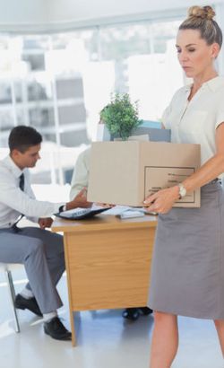 Tips untuk Pekerja yang Ingin Buka Usaha Sendiri Pasca Kena PHK Tips untuk Pekerja yang Ingin Buka Usaha Sendiri Pasca Kena PHK