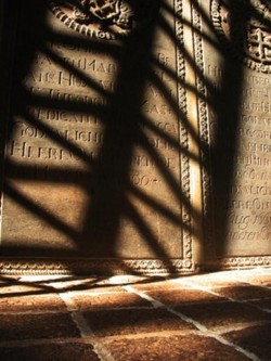 Ada Benteng Berhiaskan Nisan di Melaka