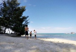 Cari Pantai di Jakarta? Kepulauan Seribu Saja