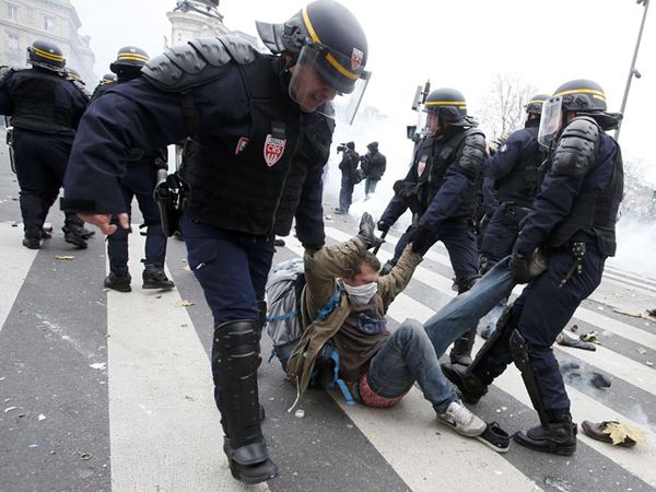 Demonstrasi Perubahan Iklim di Paris Rusuh