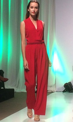 Transformasi Wanita Dalam Koleksi Busana Ardistia Hingga Auguste Soesastro