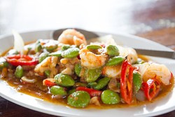 Dibakar atau Dilalap Segar, Petai Tetap Renyah Enak