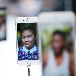 Apple Bikin iPhone 7 Tahan Air