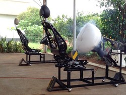 Duarr!! Suara Airbag Mengembang Mirip Letusan